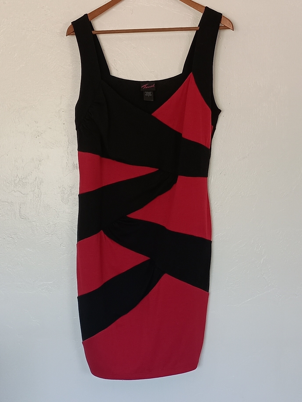 Torrid Black Red Colorblock Ruched Stretch Bodycon Sheath 1